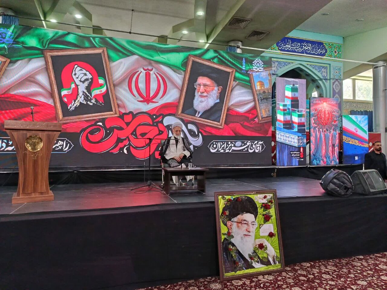 تشییع رهبر شهید، نمایش بی‌بدیل وحدت جهان اسلام بود