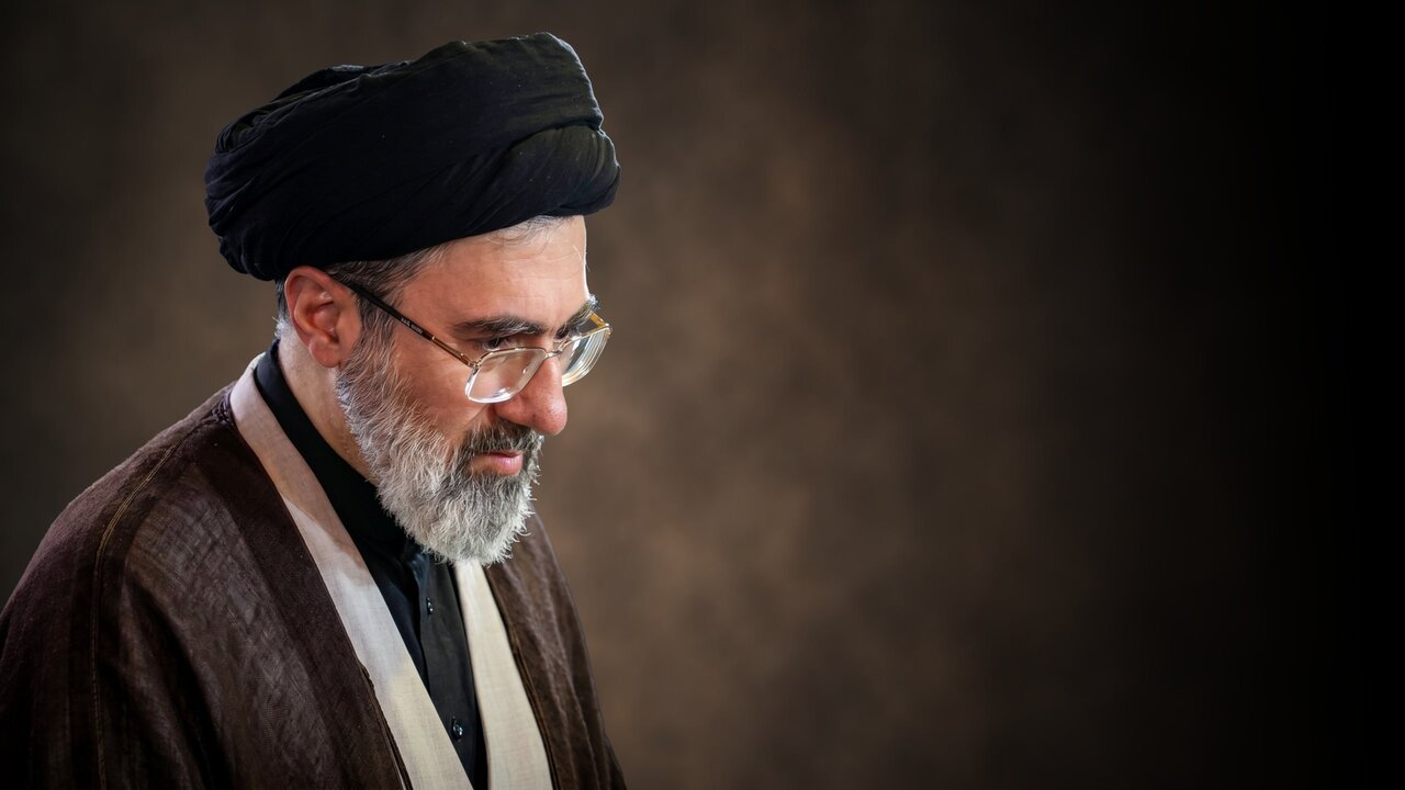 حرکت در مسیر ولایت، ملاک اتحاد در جامعه اسلامی است حرکت در مسیر ولایت، ملاک اتحاد در جامعه اسلامی است