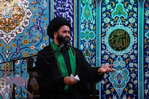 حفظ وحدت و بصیرت، از مهمترین وظایف امروز جامعه است