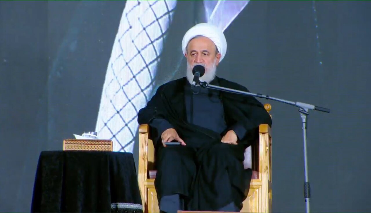 رهبر شهید با تربیت عقلانی، امت اسلامی را به قله مقاومت رساند