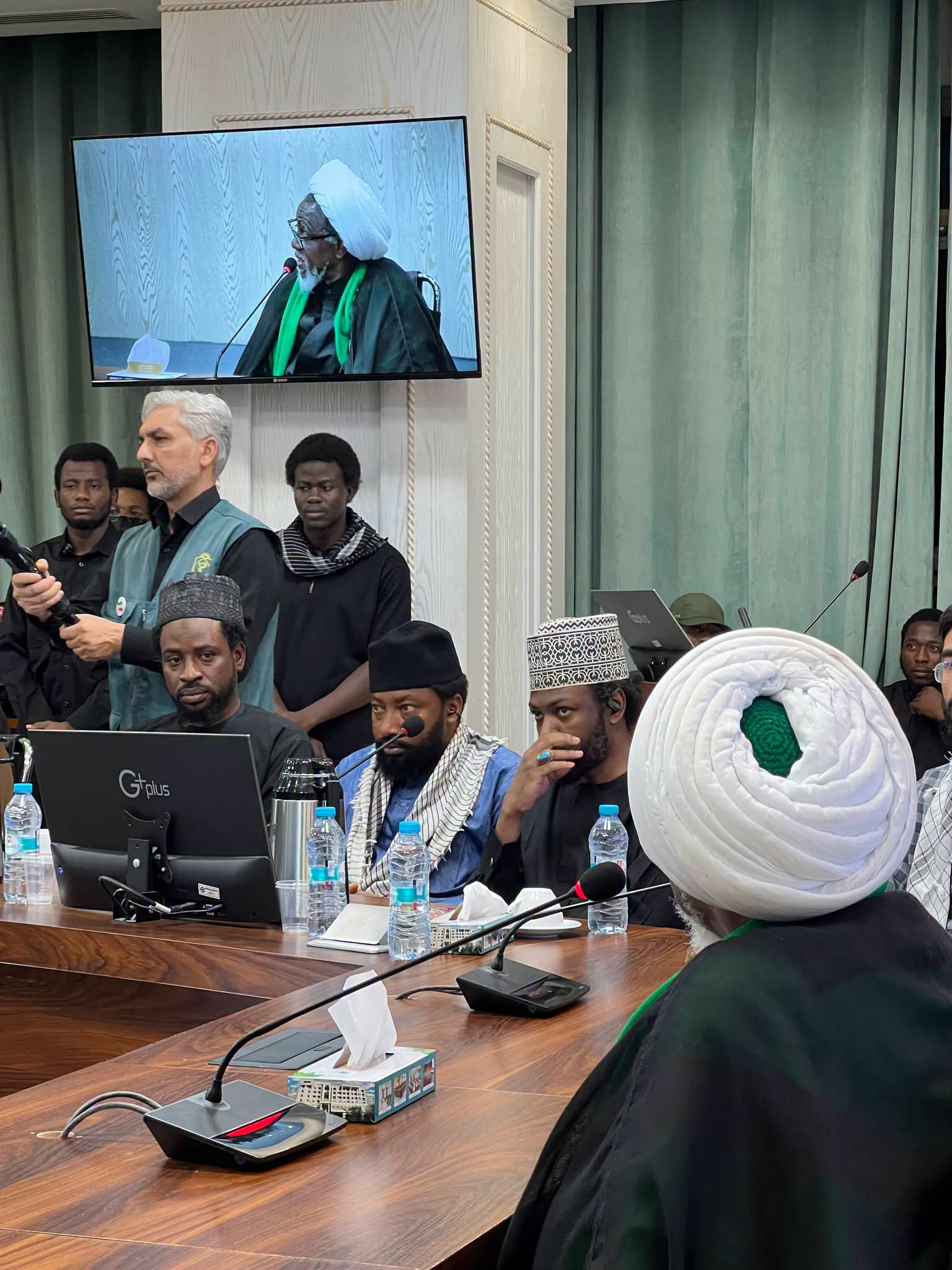 Jagora Sheikh Zakzaky Ya Jaddada Muhimmancin Ilimi, Gwagwarmaya da Ikhlasi ga Ɗalibai a Mashhad