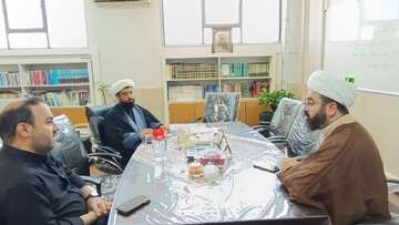 جلسه هم‌اندیشی معاونت تهذیب با استاد مطرح قرآنی برگزار شد