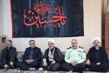 تصاویر/ مراسم یادبود شهادت رهبر شهید انقلاب در اداره‌کل زندان‌های استان سمنان