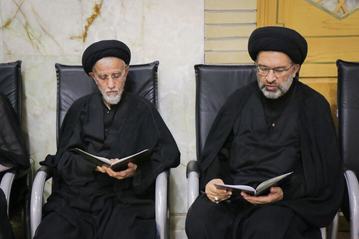 تصاویر/ مراسم بزرگداشت رهبر شهید انقلاب اسلامی حضرت آیت‌الله امام خامنه‌ای از سوی آستان مقدس کریمه اهل‌بیت در حرم مطهر بانوی کرامت