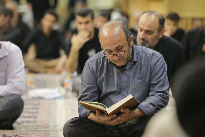 تصاویر/ مراسم بزرگداشت رهبر شهید انقلاب اسلامی حضرت آیت‌الله امام خامنه‌ای از سوی آستان مقدس کریمه اهل‌بیت در حرم مطهر بانوی کرامت