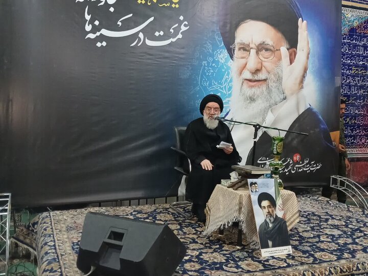 تصاویر/مراسم بزرگداشت آقای شهید ایران در ساوه