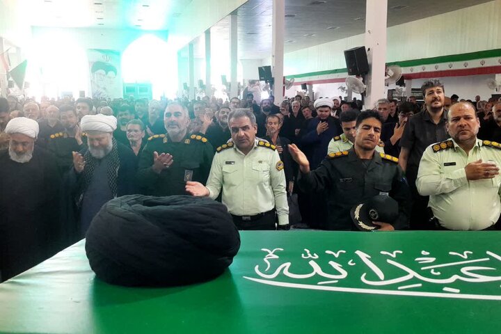 تصاویر/ حضورامام جمعه آران وبیدگل درمراسمات نکوداشت امام شهید