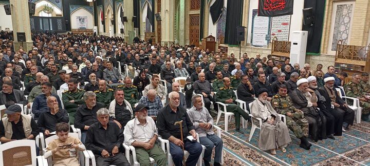 تصاویر /  محفل انس با قرآن کریم به یاد آقای شهید ایران
