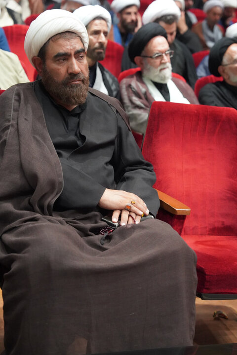 تصاویر / مراسم گرامیداشت قائد شهید امت با حضور اساتید ،طلاب ،وائمه جمعه وجماعات در قزوین