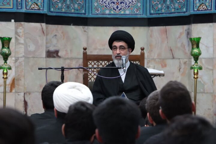 تصاویر/ محفل قرآن و عترت طلاب مدارس آیت‌الله مجتهدی و آیت‌الله حق‌شناس