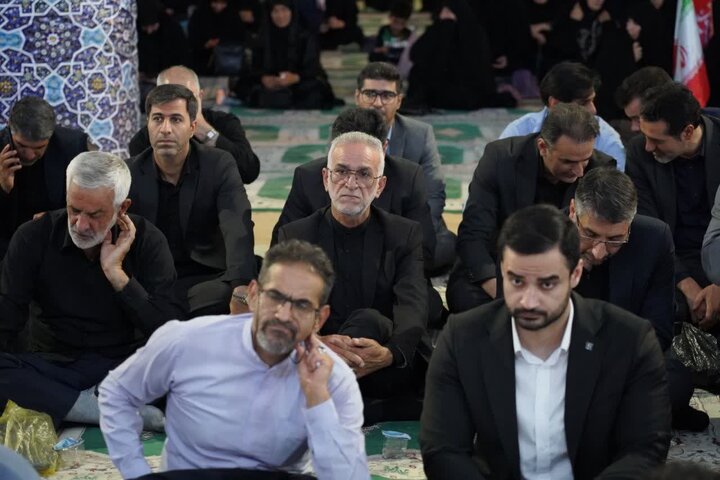 تصاویر/مراسم بزرگداشت قائد شهید در خرم آباد