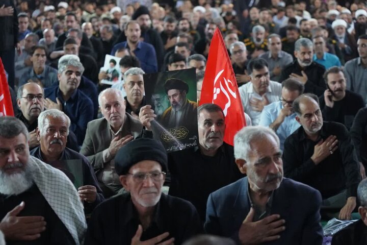 تصاویر/مراسم بزرگداشت قائد شهید در خرم آباد