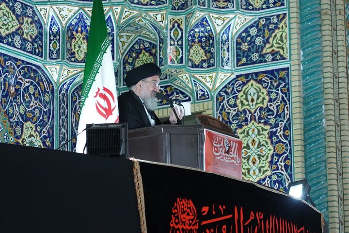 تصاویر/مراسم بزرگداشت قائد شهید در خرم آباد