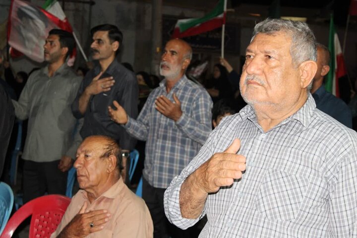 تصاویر/ اجتماع شبانه لبیک به امام در شبانکاره