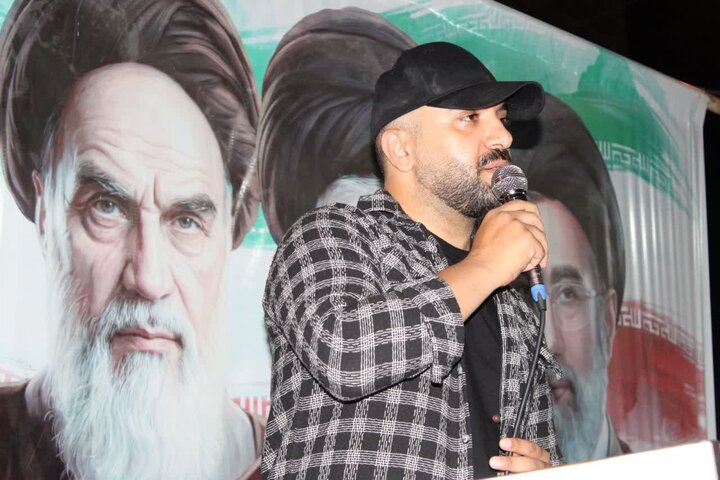 تصاویر/ اجتماع شبانه لبیک به امام در شبانکاره