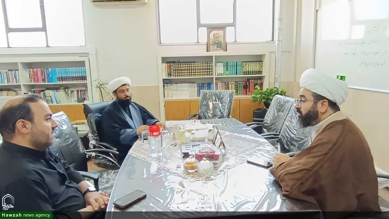 جلسه هم‌اندیشی معاونت تهذیب با استاد مطرح قرآنی برگزار شد