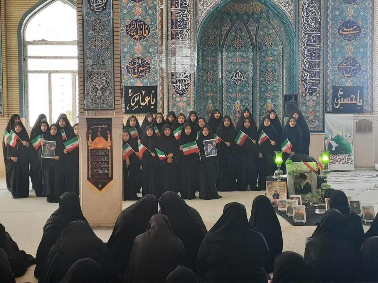 برگزاری همایش بانوان صفاشهر فارس در حمایت از ولایت و تجدید میثاق با رهبر شهید انقلاب