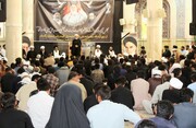 تصاویر / قائد ملت جعفریہ پاکستان کی زیرِ صدارت رہبرِ معظم کی یاد میں مجلسِ ترحیم و تجلیل کا انعقاد