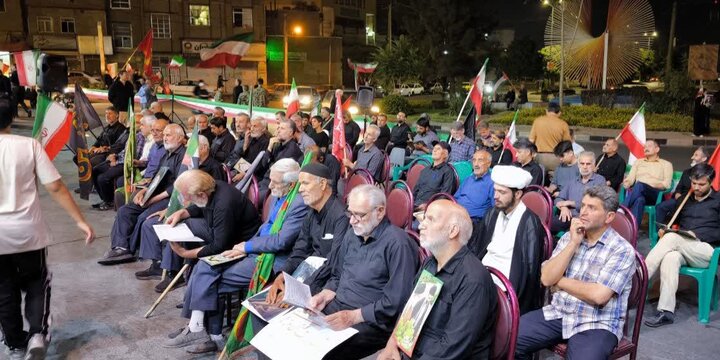 تصاویر/ مراسم سوگواری شب سوم رهبر شهید انقلاب