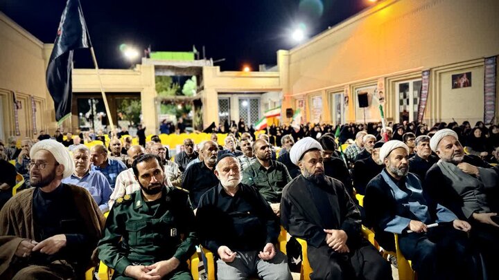 تصاویر / مراسم گرامیداشت قائد شهید امت در شهر اقبالیه قزوین -عکاس -طاها صادقی