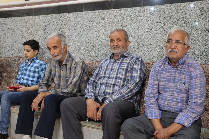 تصاویر/ آیین بزرگداشت قائد شهید امت در حسینیه سالار شهیدان مجومرد