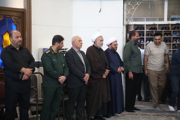 تصاویر/ مراسم بزرگداشت قائد شهید امت حضرت امام خامنه ای (قدس سره) به همت اصناف کسبه و بازاریان شهرستان ارومیه