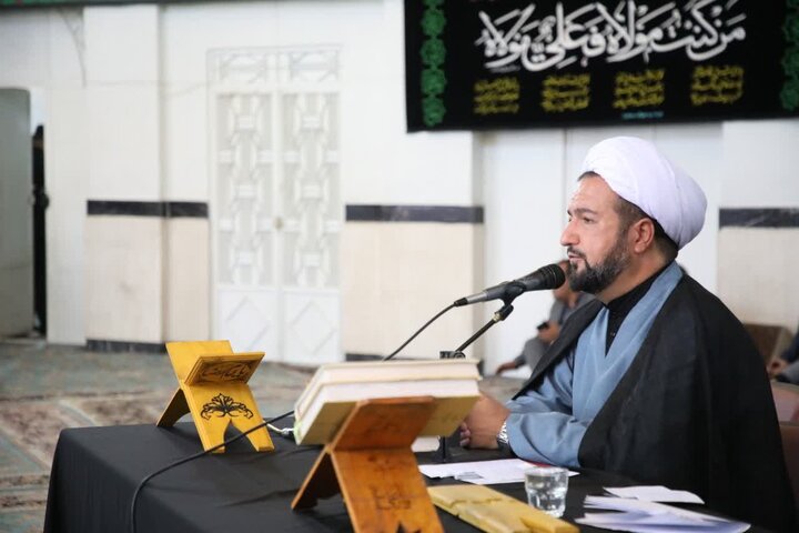 تصاویر/ مراسم بزرگداشت قائد شهید امت حضرت امام خامنه ای (قدس سره) به همت اصناف کسبه و بازاریان شهرستان ارومیه
