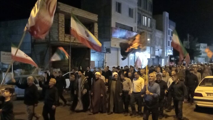 تصاویر/ اجتماع شبانه لبیک یا امام در طارم