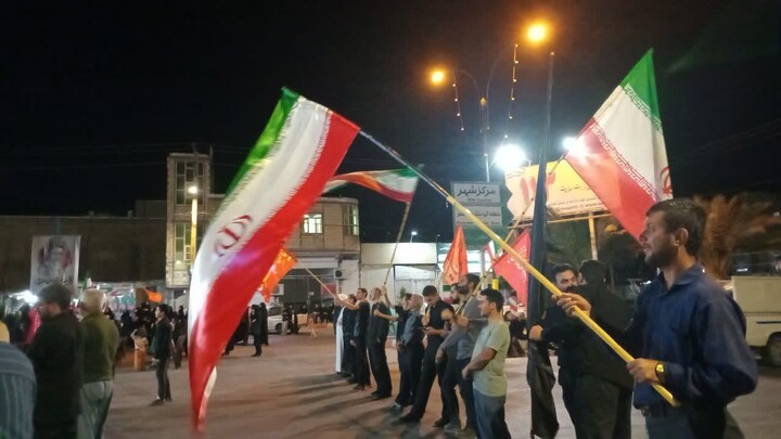 تصاویر/ اجتماع شبانه لبیک یا امام در طارم