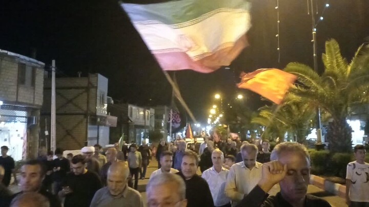 تصاویر/ اجتماع شبانه لبیک یا امام در طارم