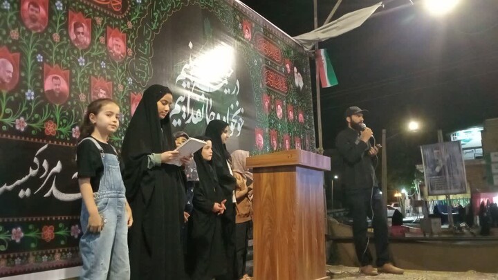 تصاویر/ اجتماع شبانه لبیک یا امام در طارم
