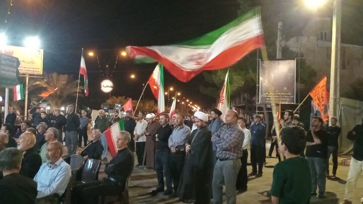 تصاویر/ اجتماع شبانه لبیک یا امام در طارم