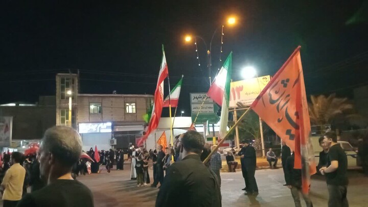تصاویر/ اجتماع شبانه لبیک یا امام در طارم
