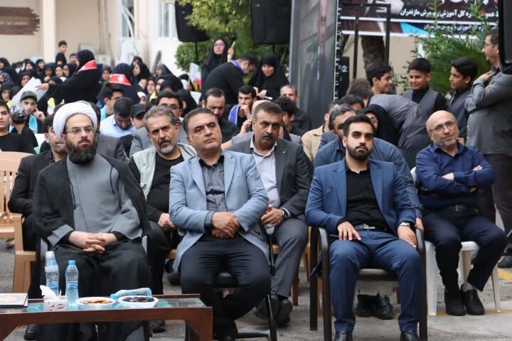 تصاویر/ بزرگداشت رهبر شهید (ره) در اداره کل آموزش و پرورش استان با حضور نماینده ولی فقیه در استان