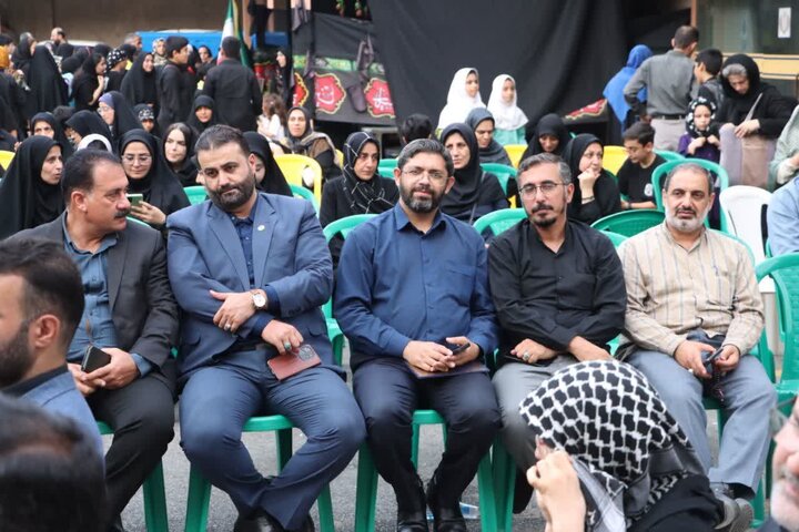 تصاویر/ بزرگداشت رهبر شهید (ره) در اداره کل آموزش و پرورش استان با حضور نماینده ولی فقیه در استان