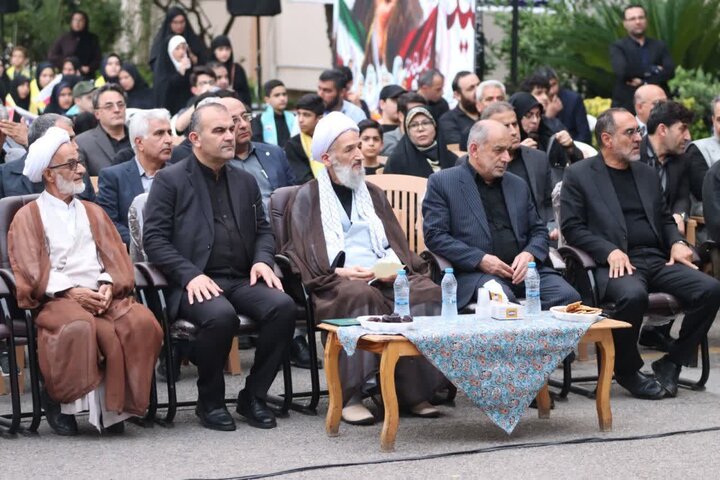 تصاویر/ بزرگداشت رهبر شهید (ره) در اداره کل آموزش و پرورش استان با حضور نماینده ولی فقیه در استان