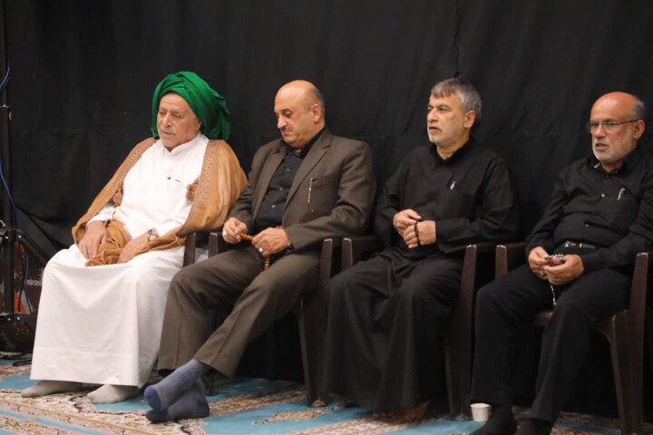 مجلس یادبود رهبر شهید انقلاب در مدرسه علمیه الغدیر