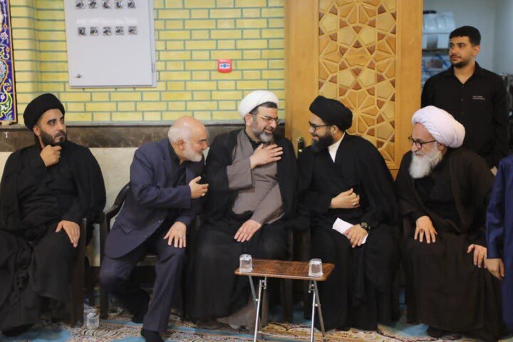 مجلس یادبود رهبر شهید انقلاب در مدرسه علمیه الغدیر