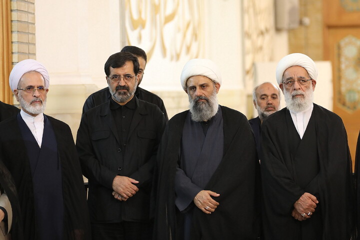 تصاویر/ مراسم بزرگداشت قائد شهید امت از سوی جامعه مدرسین حوزه علمیه قم، شورای عالی و مرکز مدیریت حوزه‌های علمیه و دبیرخانه مجلس خبرگان رهبری برگزار می‌گردد