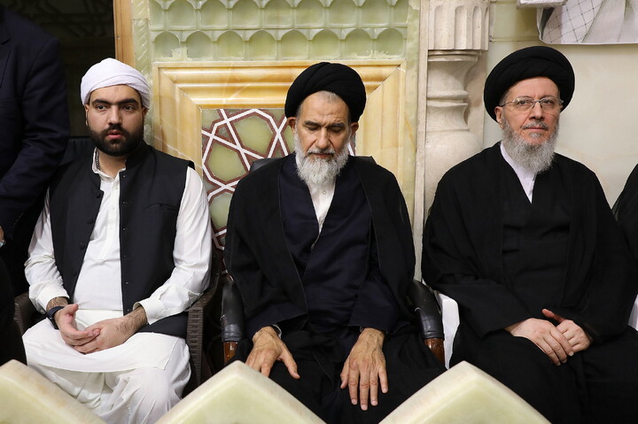 تصاویر/ مراسم بزرگداشت قائد شهید امت از سوی جامعه مدرسین حوزه علمیه قم، شورای عالی و مرکز مدیریت حوزه‌های علمیه و دبیرخانه مجلس خبرگان رهبری برگزار می‌گردد
