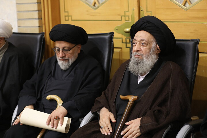 تصاویر/ مراسم بزرگداشت قائد شهید امت از سوی جامعه مدرسین حوزه علمیه قم، شورای عالی و مرکز مدیریت حوزه‌های علمیه و دبیرخانه مجلس خبرگان رهبری برگزار می‌گردد
