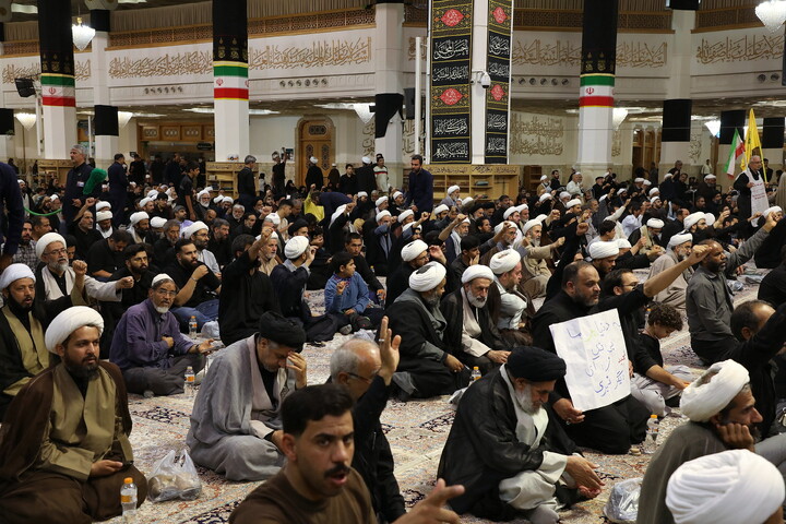 تصاویر/ مراسم بزرگداشت قائد شهید امت از سوی جامعه مدرسین حوزه علمیه قم، شورای عالی و مرکز مدیریت حوزه‌های علمیه و دبیرخانه مجلس خبرگان رهبری برگزار می‌گردد