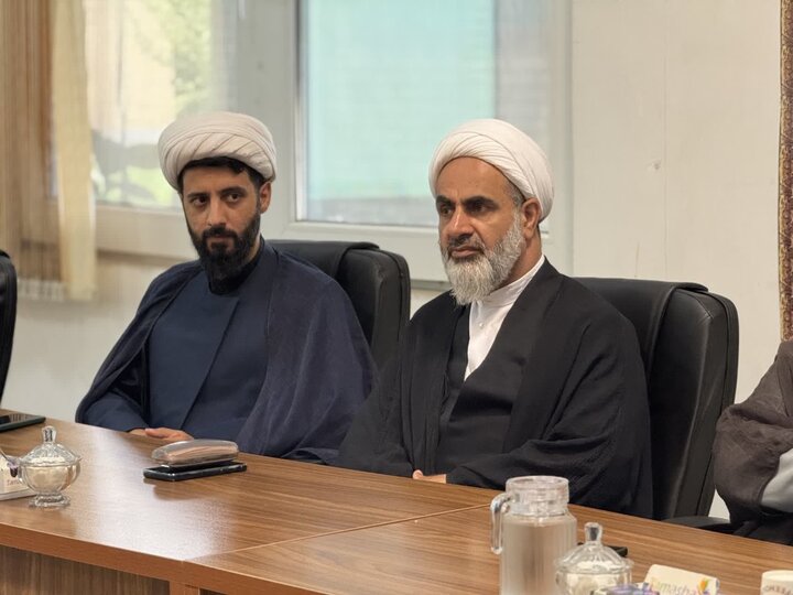 تصاویر/ گامی در مسیر تعالی؛ ارزیابی شاخص‌های کیفی رتبه بندی حوزه علمیه استان گیلان / مدرسه علمیه امام صادق (ع) رودسر