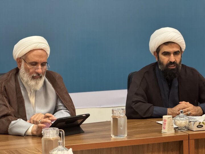 تصاویر/ نشست مشترک مدیر امور واحدهای آموزشی منطقه یک حوزه‌های علمیه کشور با مدیریت حوزه علمیه استان گیلان