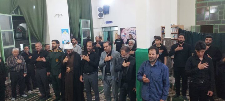 تصاویر/مراسم یادبود و گرامیداشت رهبر شهید انقلاب در روستای نهرمیان شازند