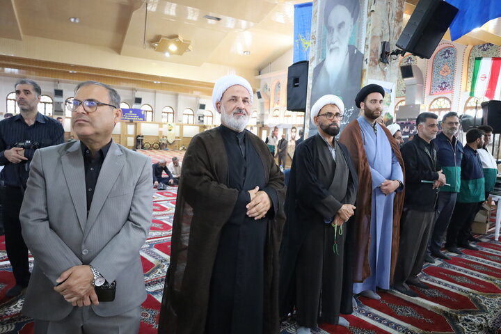 مراسم گرامیداشت رهبر شهید انقلاب در مصلی ساری
