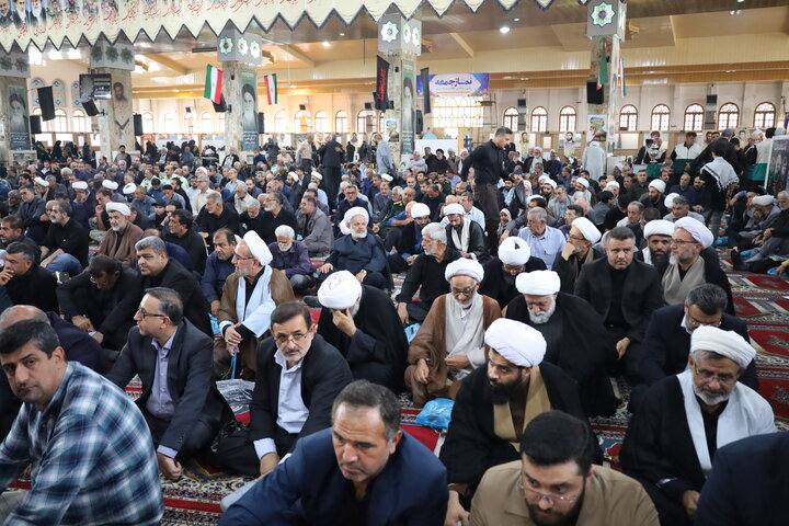 مراسم گرامیداشت رهبر شهید انقلاب در مصلی ساری