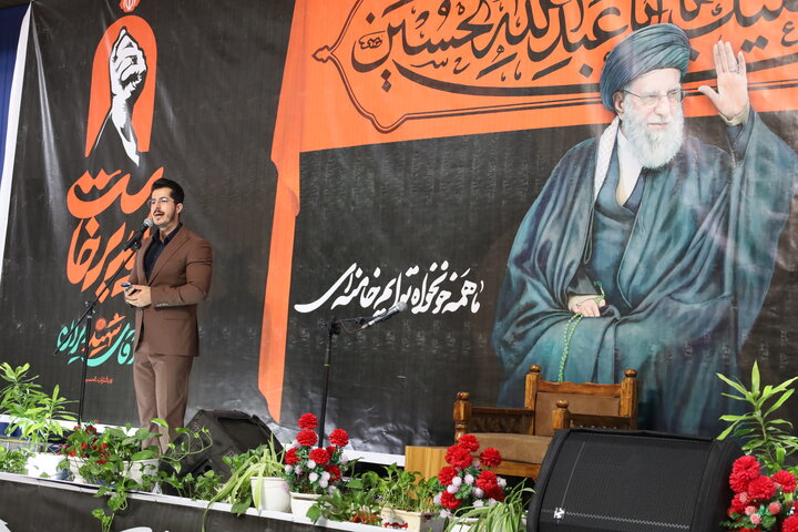 مراسم گرامیداشت رهبر شهید انقلاب در مصلی ساری