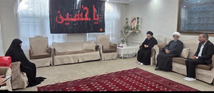 بازدید و نشست‌های میهمانان هند، پاکستان و دیگر کشورها با مراکز حوزوی هم‌زمان با مراسم تشییع رهبر شهید انقلاب اسلامی