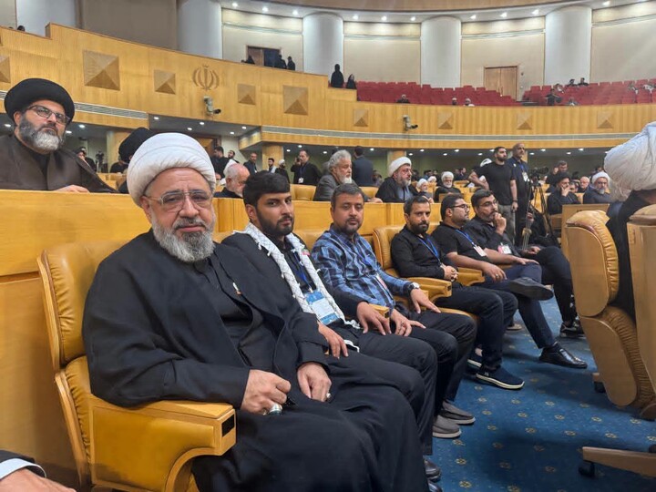 بازدید و نشست‌های میهمانان هند، پاکستان و دیگر کشورها با مراکز حوزوی هم‌زمان با مراسم تشییع رهبر شهید انقلاب اسلامی